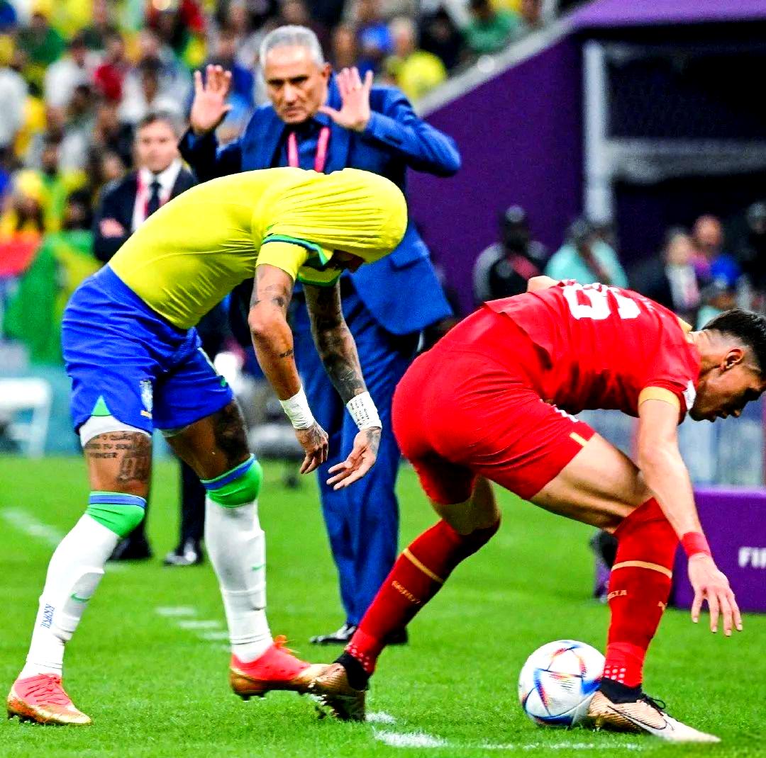 雷火电竞-关于内马尔关键节点赛况扑朔迷离，塞尔维亚队带队取胜！的信息