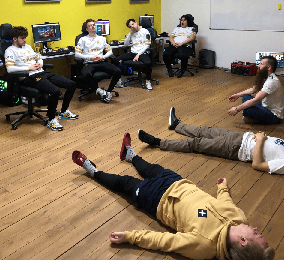 雷火竞技-蒂姆在MAD比赛中出色防守，绝杀引发热议！的简单介绍